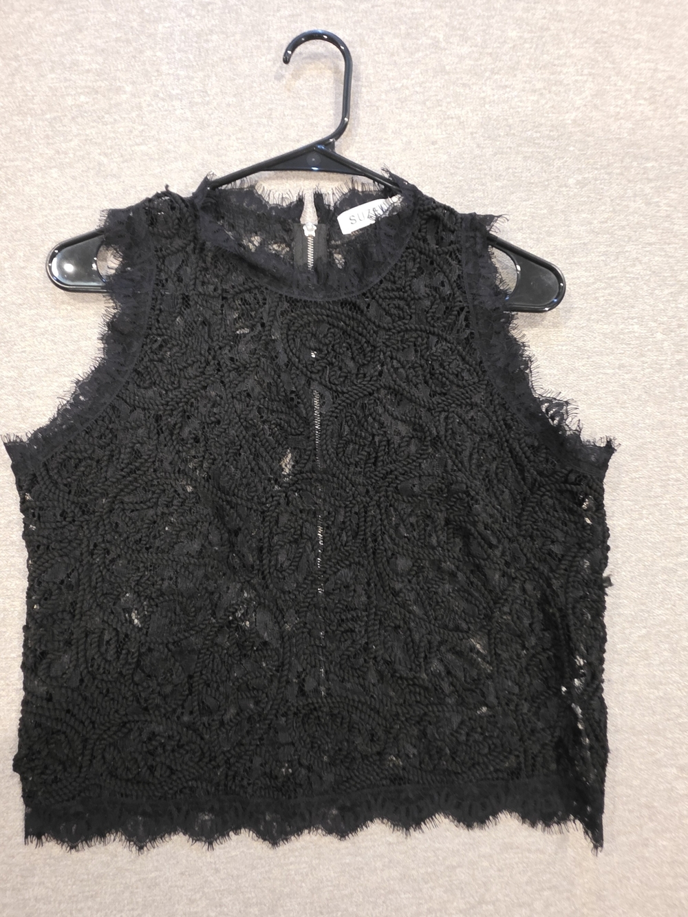 SLNY Black Sleeveless Crochet Lace Crop Top